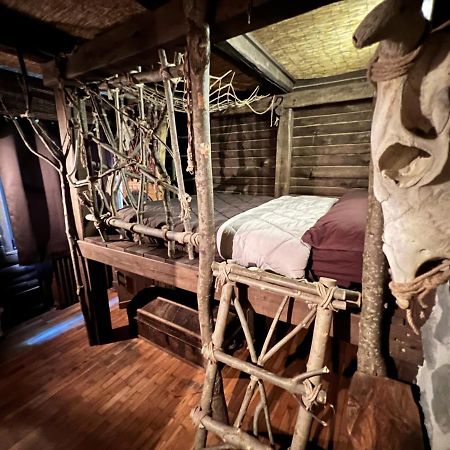 Insomnia Hotel Berga Extérieur photo